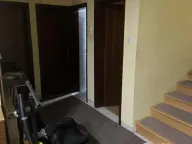 Izdavanje, kuća, 340m², Zemun Sve Podlokacije, Beograd - image 13