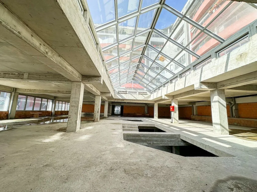 Sale, office space, 1990m², Preko Morače, Podgorica