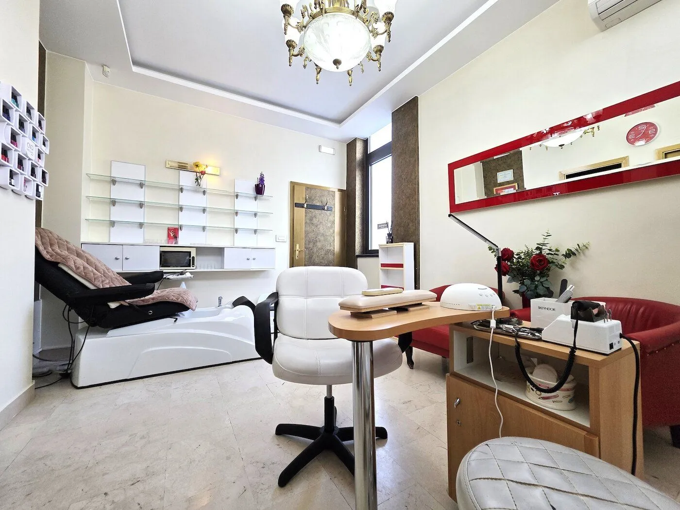 Sale, office space, 60m², Pejton, Podgorica