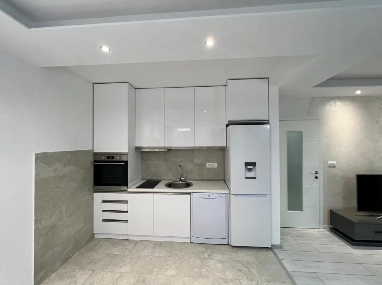 Rent, house, 135m², Dajbabe, Podgorica