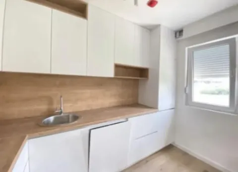 Rent, two bedroom apartment, 68m², Centar, Podgorica - image 4