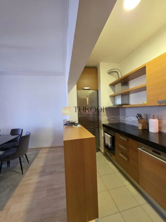 Rent, three bedroom apartment, 85m², Stari Grad, Beograd