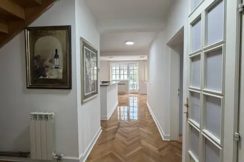 Izdavanje, četvorosoban stan, 122m², Dedinje Sve Podlokacije, Beograd - image 5