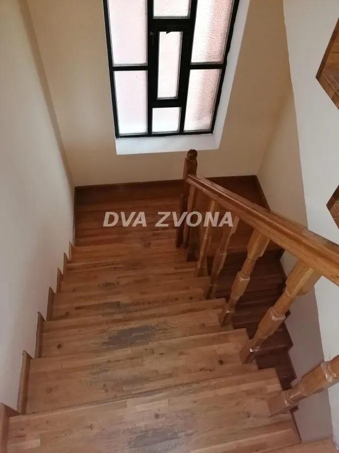 Prodaja, kuća, 300m², Telep, Novi Sad Sve Podlokacije