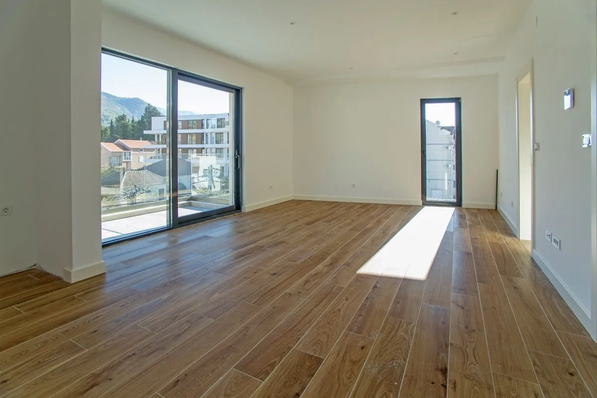 Prodaja, dvosoban stan, 132m², Donja Lastva, Tivat