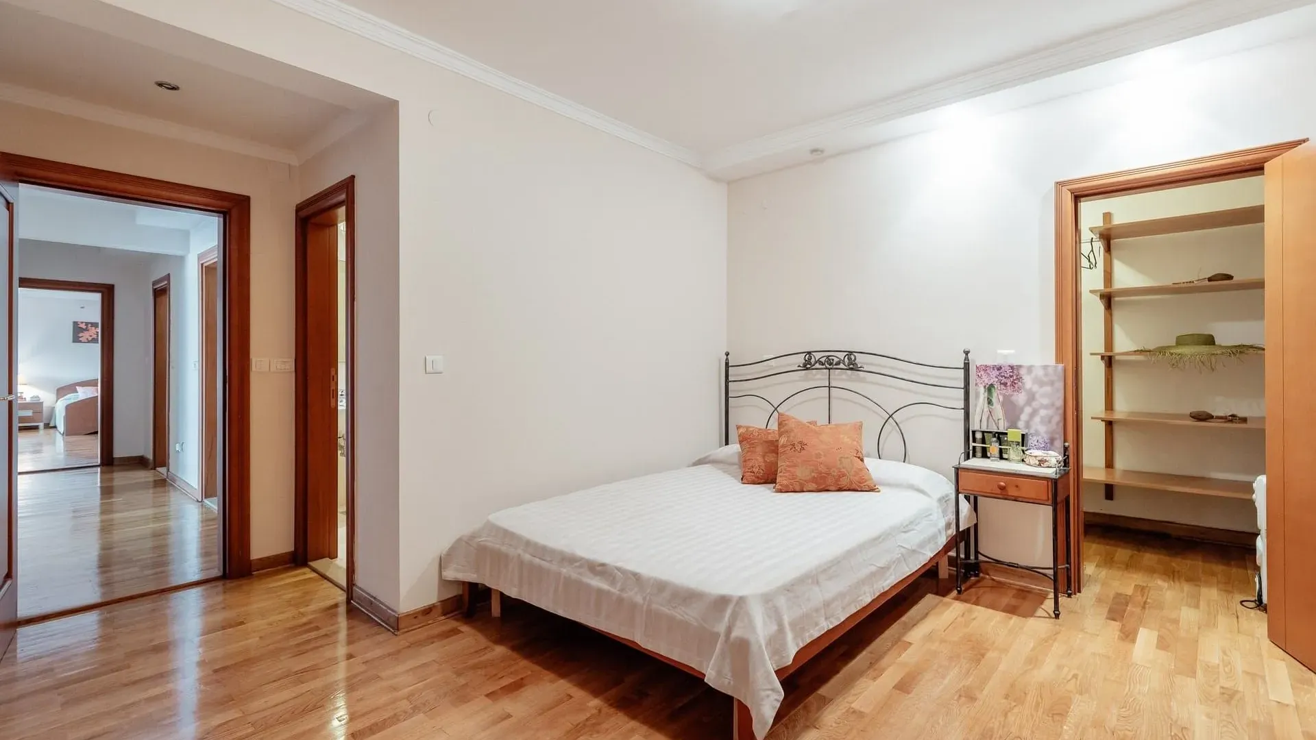Prodaja, trosoban stan, 244m², Centar, Herceg Novi