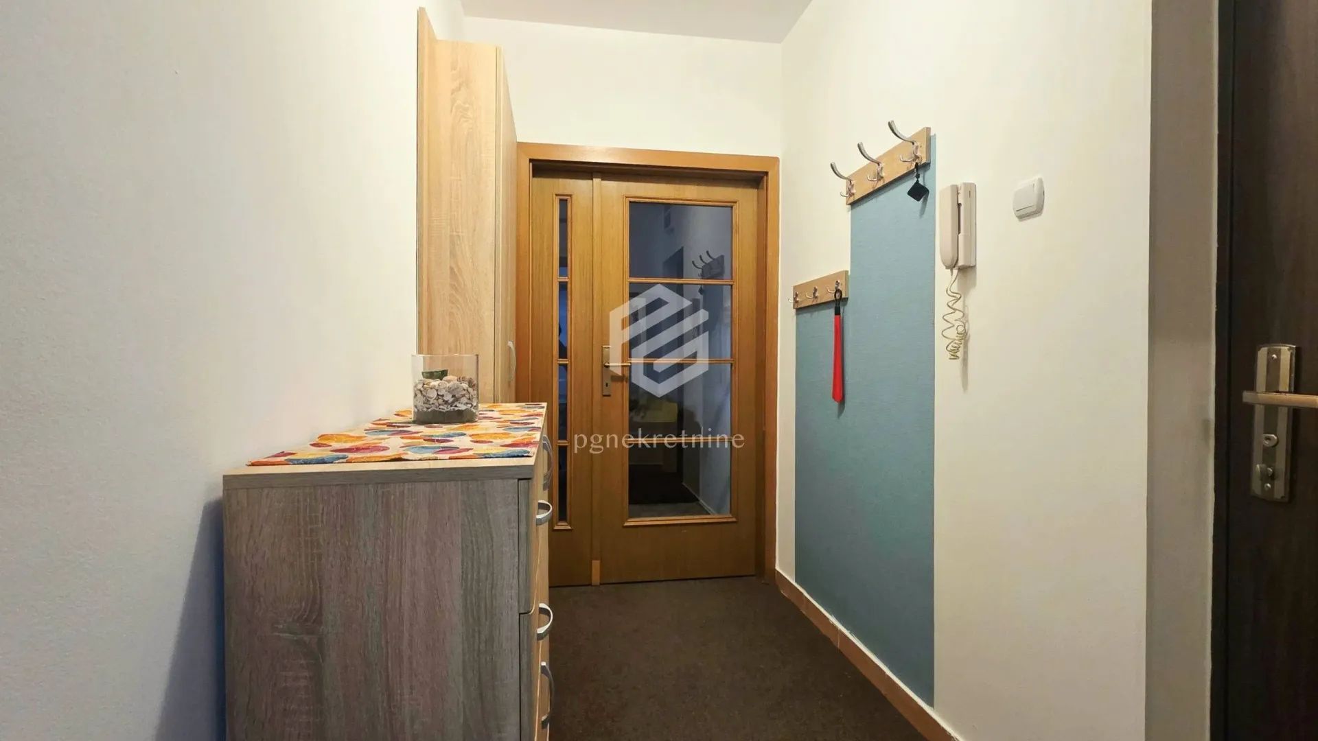 Rent, two bedroom apartment, 60m², Blok 9, Podgorica