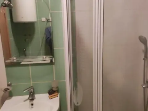 Izdavanje, garsonjera, 27m², Grbavica, Novi Sad Sve Podlokacije - image 4