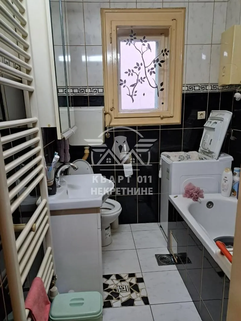 Prodaja, trosoban stan, 57m², Zemun Sve Podlokacije, Beograd