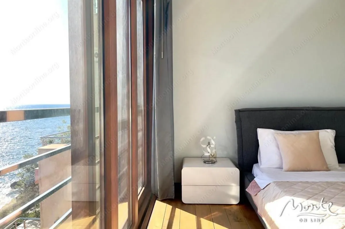 Sale, house, 323m², Utjeha, Bar