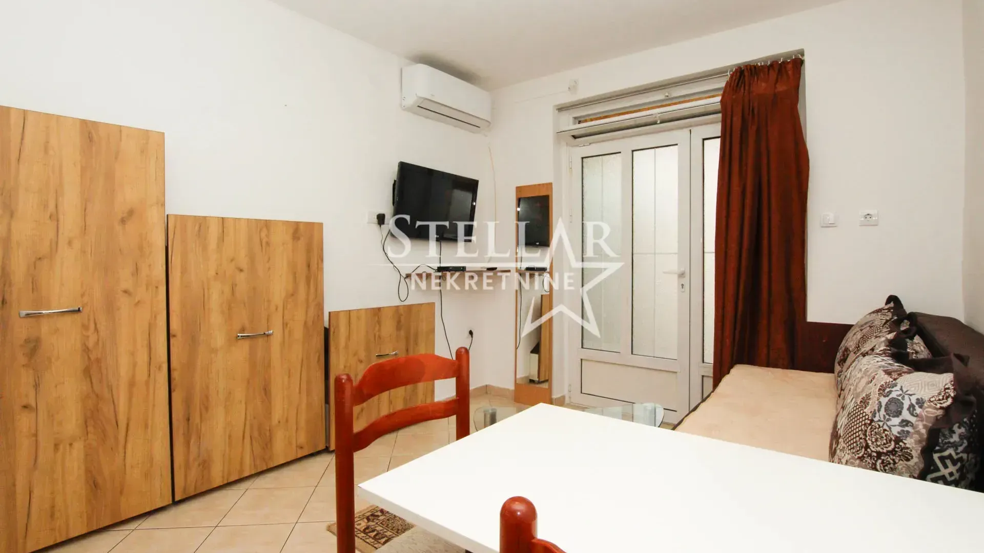 Rent, one bedroom apartment, 25m², Stari Aerodrom, Podgorica