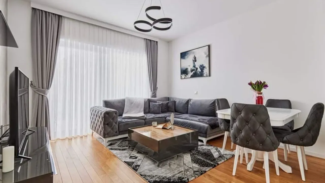 Sale, apartment, 74m², Dobrota, Kotor