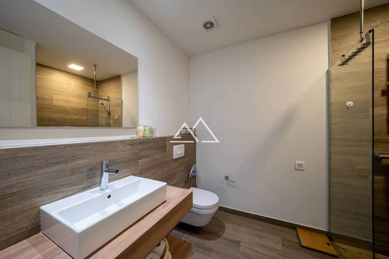 Prodaja, jednosoban stan, 54m², Luštica Bay, Tivat