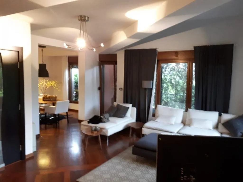 Izdavanje, trosoban stan, 190m², Preko Morače, Podgorica