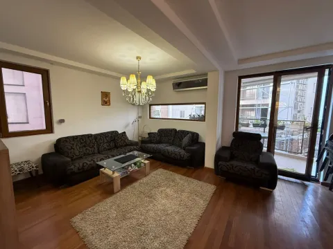 Rent, two bedroom apartment, 71m², Centar, Budva - image 2