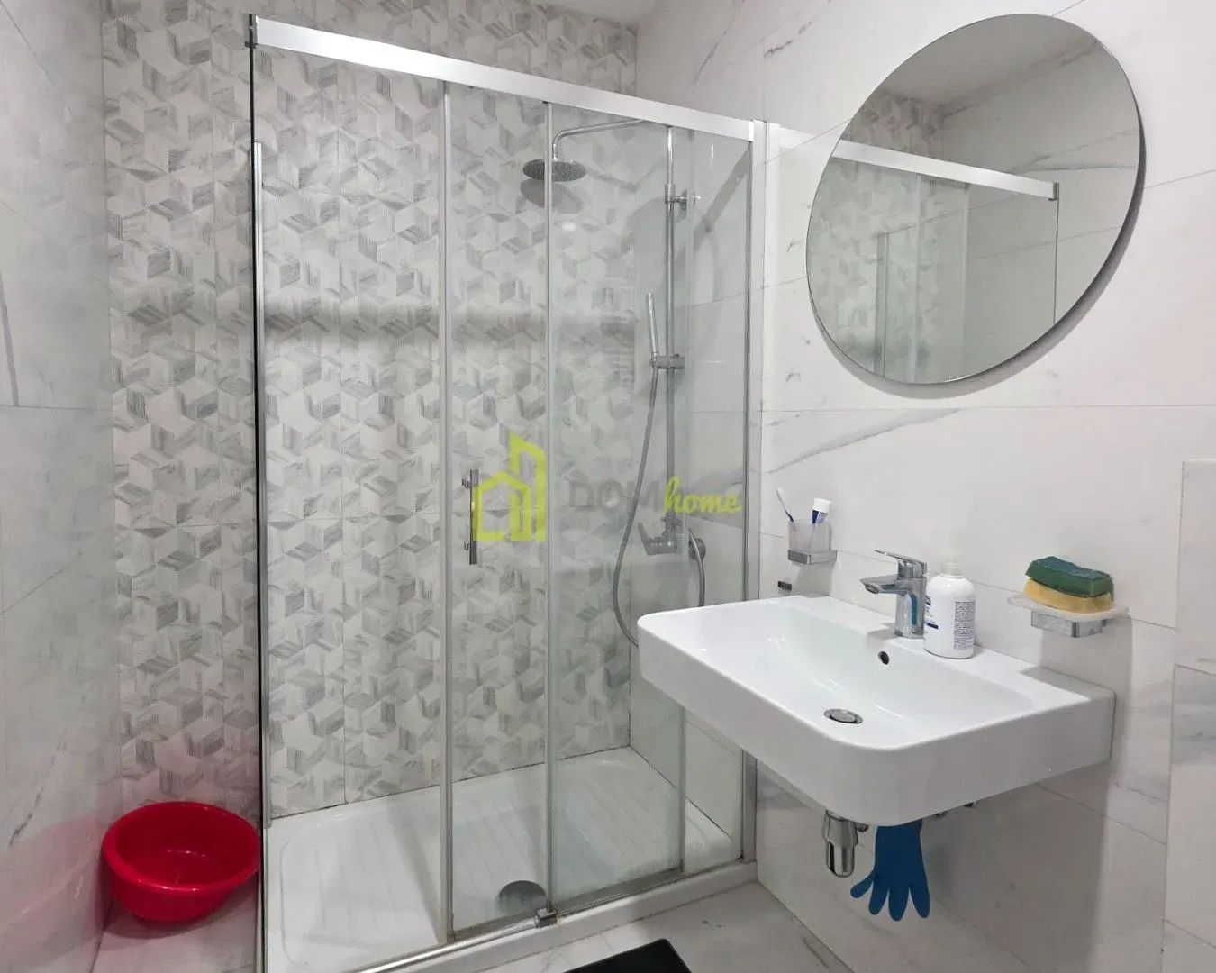 Izdavanje, jednosoban stan, 46m², Central Point, Podgorica