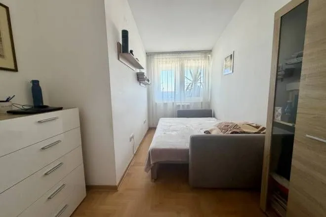 Prodaja, trosoban stan, 74m², Voždovac, Voždovac Sve Podlokacije