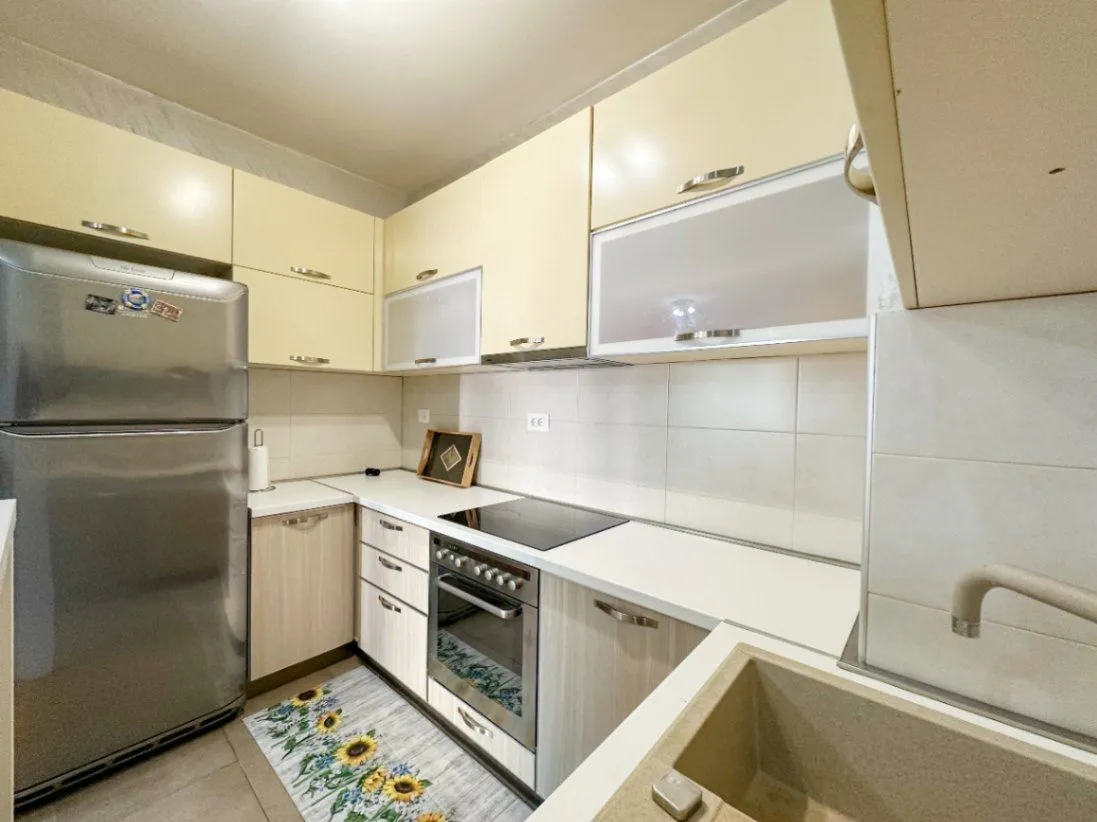Izdavanje, jednosoban stan, 51m², City Kvart, Podgorica