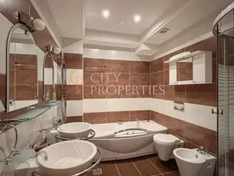 Prodaja, stan, 124m², Centar, Podgorica - image 4