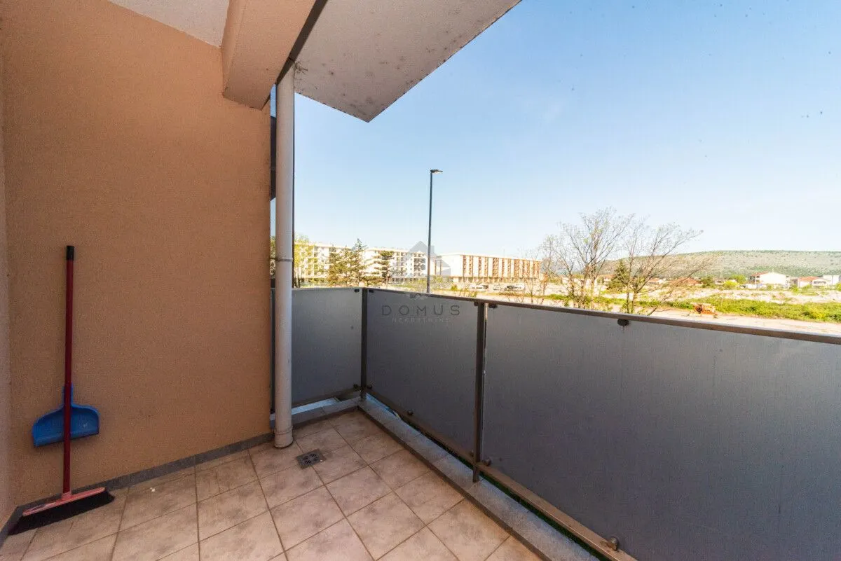 Izdavanje, jednosoban stan, 49m², City Kvart, Podgorica
