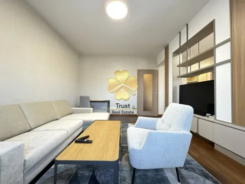 Izdavanje, četvorosoban stan, 130m², Master Kvart, Podgorica - image 12