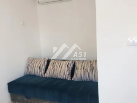 Izdavanje, jednosoban stan, 27m², Avijatičarsko naselje, Novi Sad Sve Podlokacije - image 2