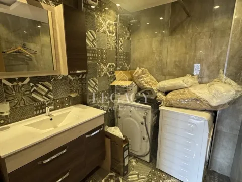 Izdavanje, četvorosoban stan, 140m², Šumice, Beograd - image 18