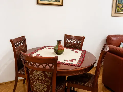 Rent, one bedroom apartment, 40m², Blok 9, Podgorica - image 3
