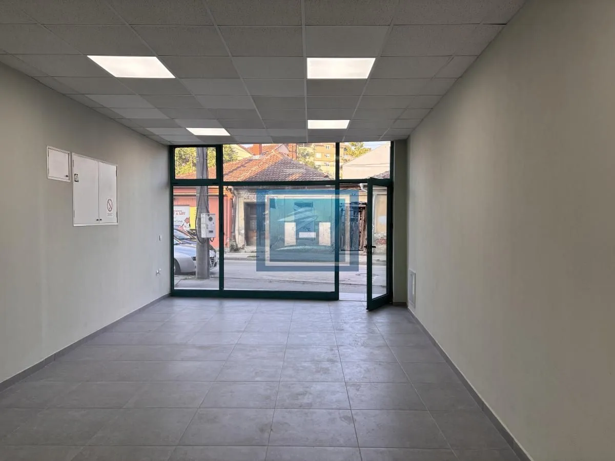 Sale, office space, 74m², Centar, Jagodina