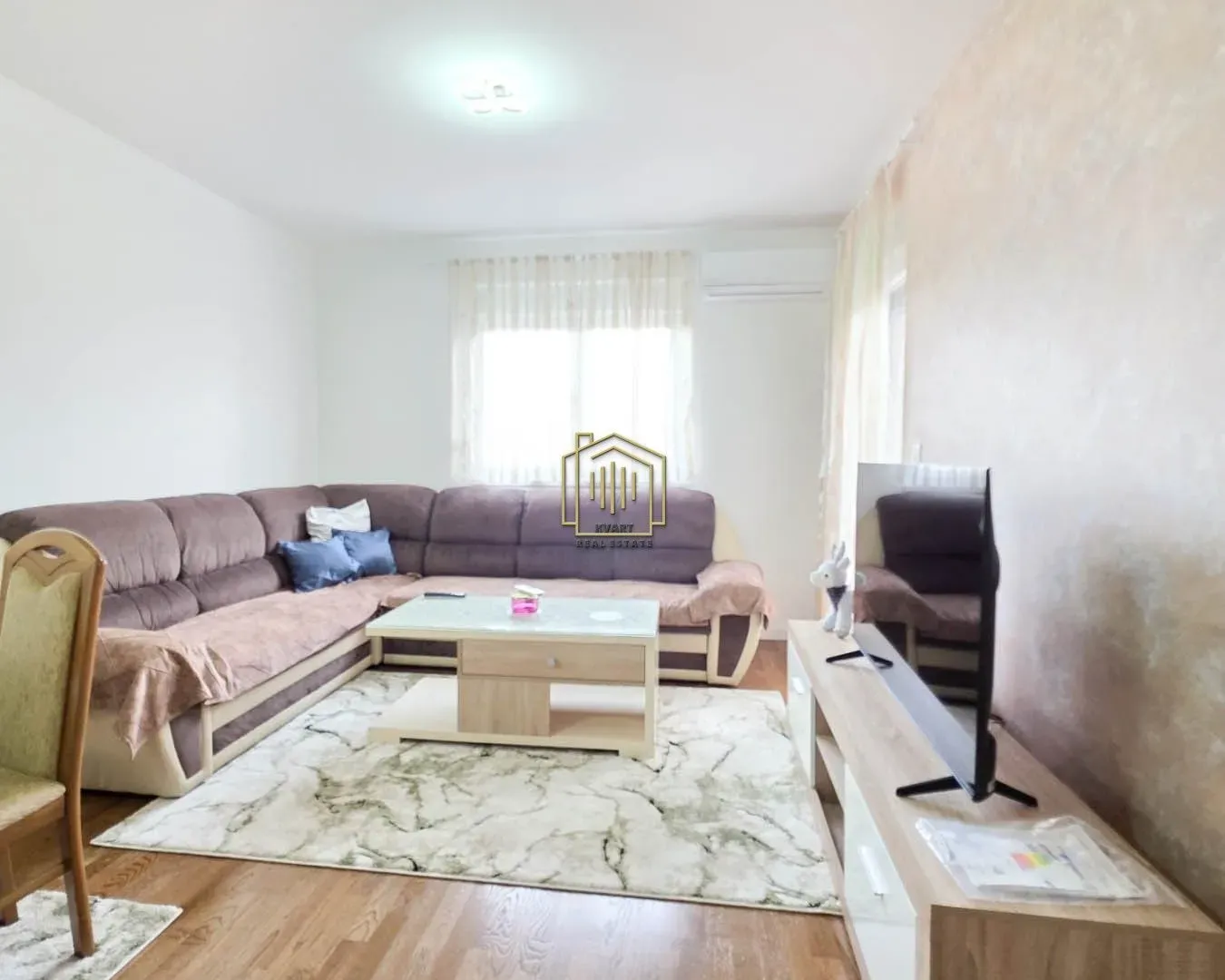 Izdavanje, jednosoban stan, 45m², Stari Aerodrom, Podgorica