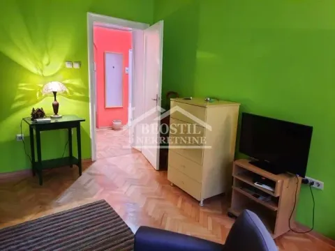 Izdavanje, jednosoban stan, 37m², Južni Bulevar, Vračar Sve Podlokacije - image 2