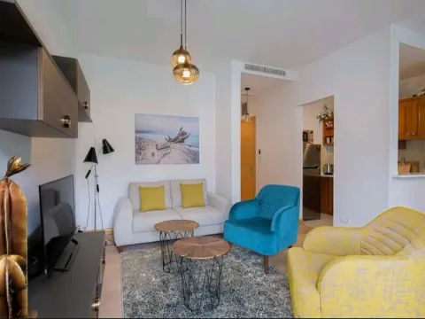 Sale, two bedroom apartment, 75m², Bulevar, Budva - image 5