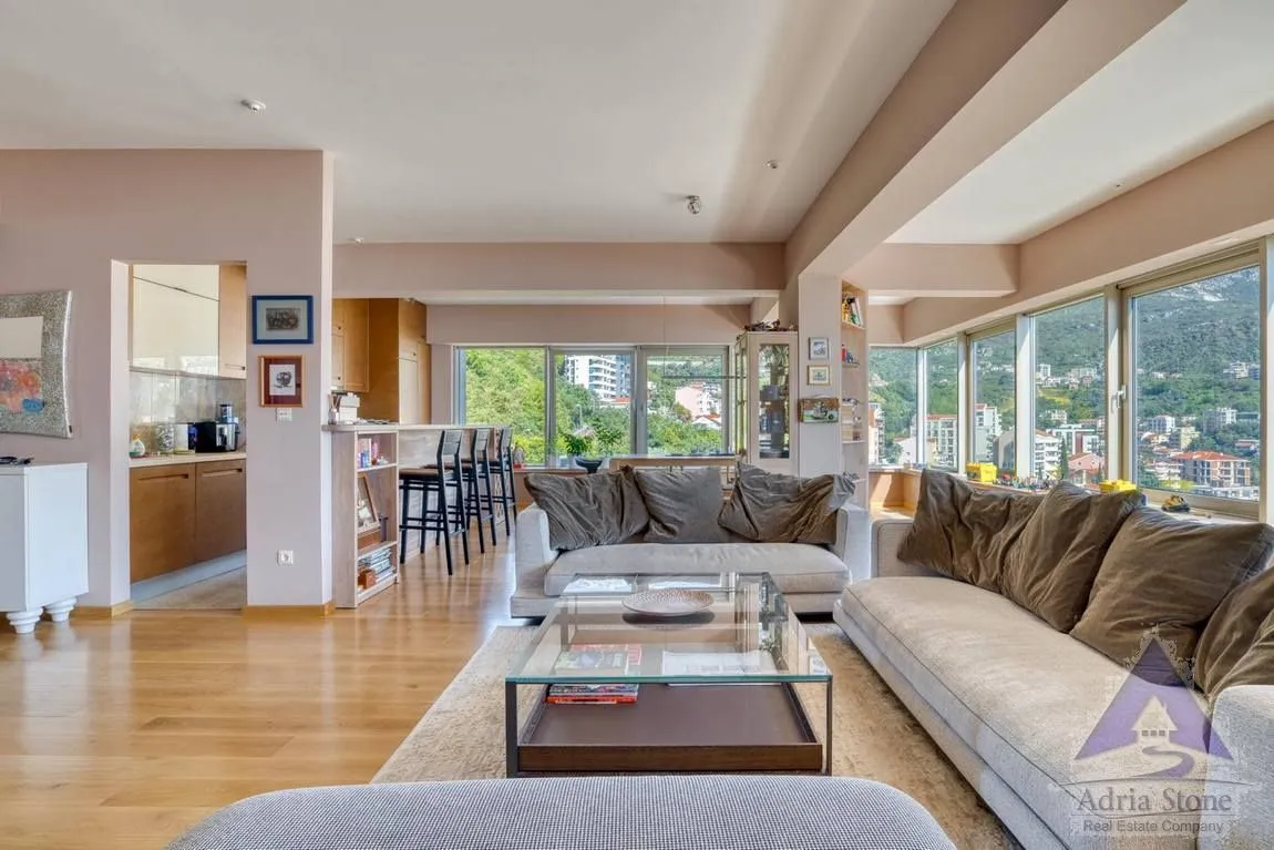 Sale, three bedroom apartment, 167m², Zavala, Budva