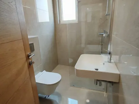 Sale, two bedroom apartment, 56m², Bečići, Budva - image 7