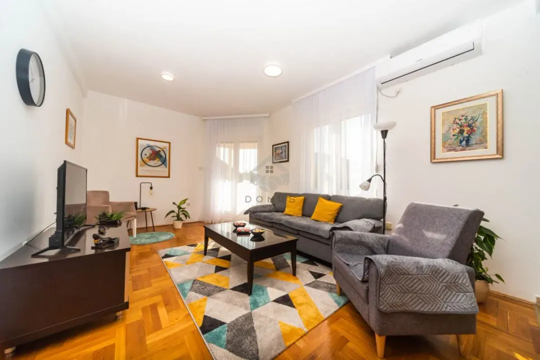 Rent, one bedroom apartment, 55m², Momišići, Podgorica