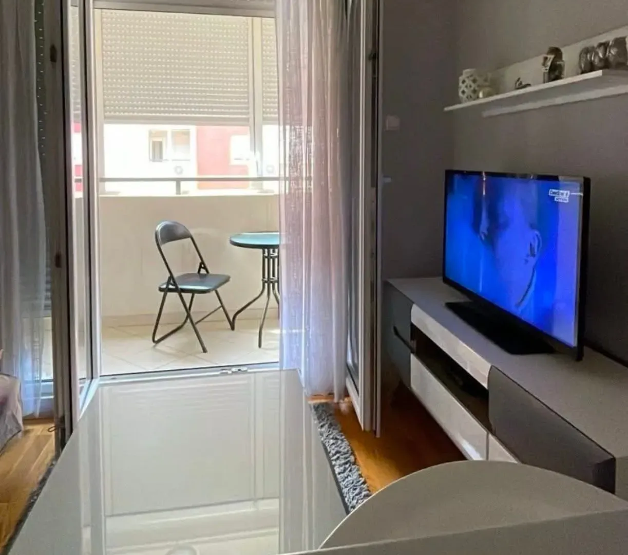 Izdavanje, stan, 30m², Ljubović, Podgorica
