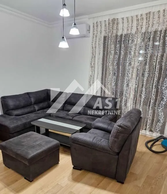 Izdavanje, dvosoban stan, 45m², Grbavica, Novi Sad Sve Podlokacije