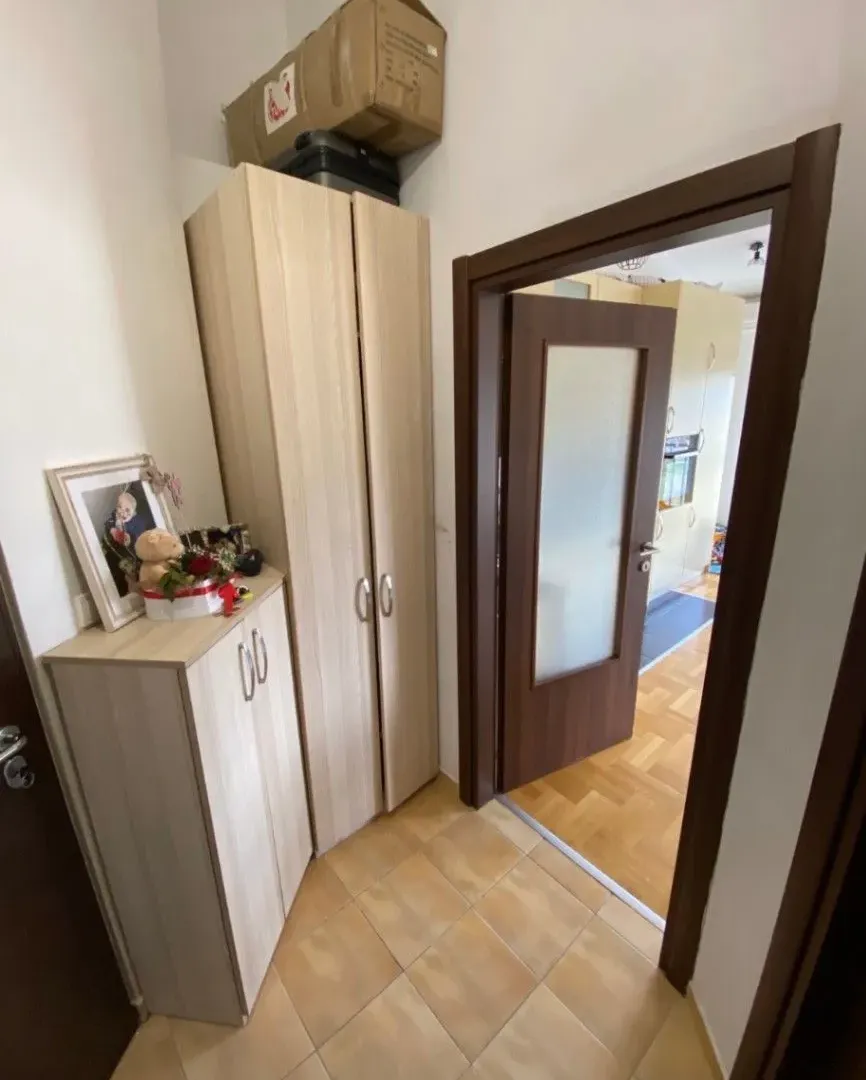 Prodaja, jednosoban stan, 40m², Stari Aerodrom, Podgorica