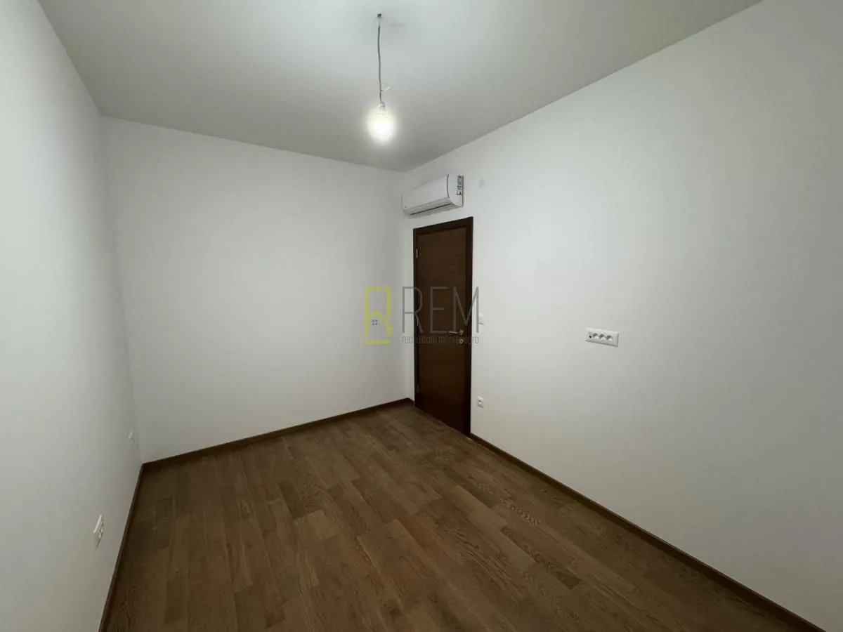 Prodaja, jednosoban stan, 43m², Vezirov Most, Podgorica
