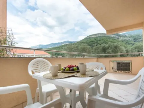 Sale, two bedroom apartment, 85m², Pržno, Budva - image 13