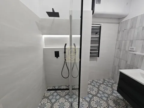 Prodaja, trosoban stan, 75m², Stari grad, Novi Sad - image 10