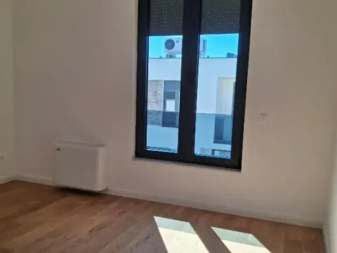 Prodaja, trosoban stan, 81m², Zemun Sve Podlokacije, Beograd - image 2