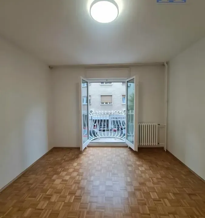 Rent, office space, 105m², Centar, Novi Sad