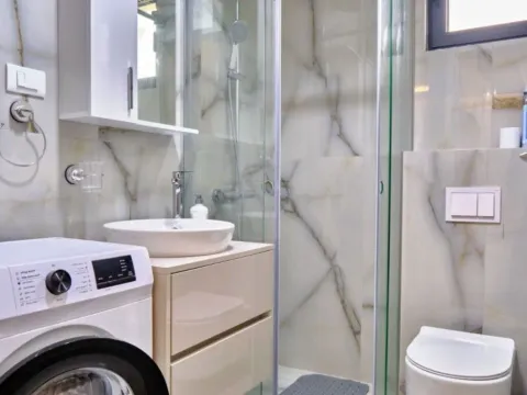 Prodaja, jednosoban stan, 44m², Bečići, Budva - image 8