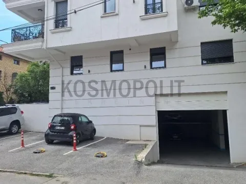 Poslovni prostor in Autokomanda