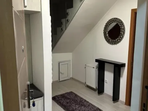 Izdavanje, trosoban stan, 72m², Nova Detelinara, Novi Sad Sve Podlokacije - image 7