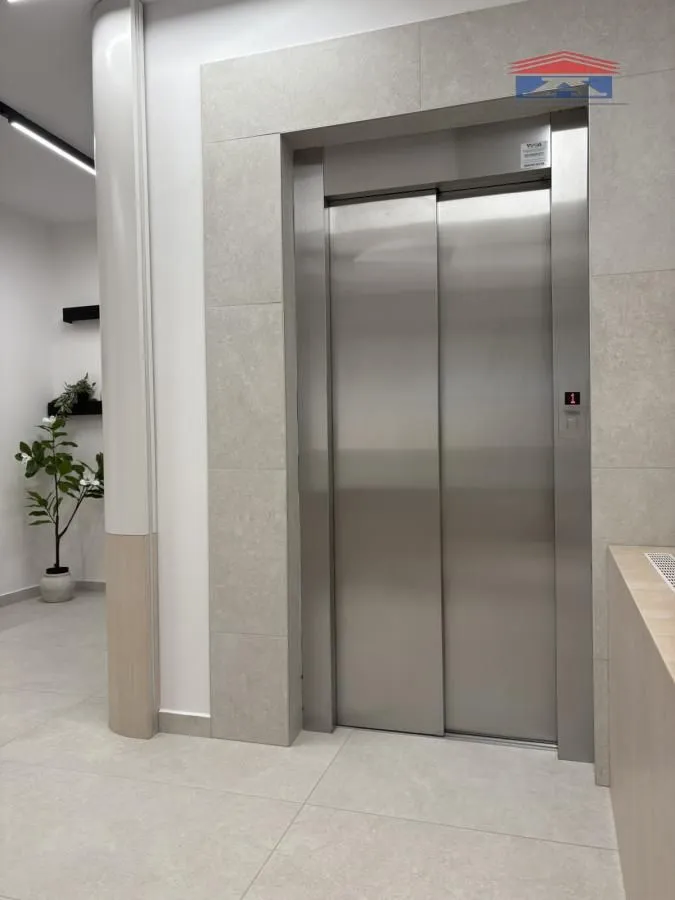 Rent, office space, 250m², Veternik, Novi Sad Sve Podlokacije