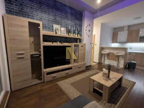 Izdavanje, dvosoban stan, 49m², Adamovićevo Naselje, Novi Sad Sve Podlokacije - image 5