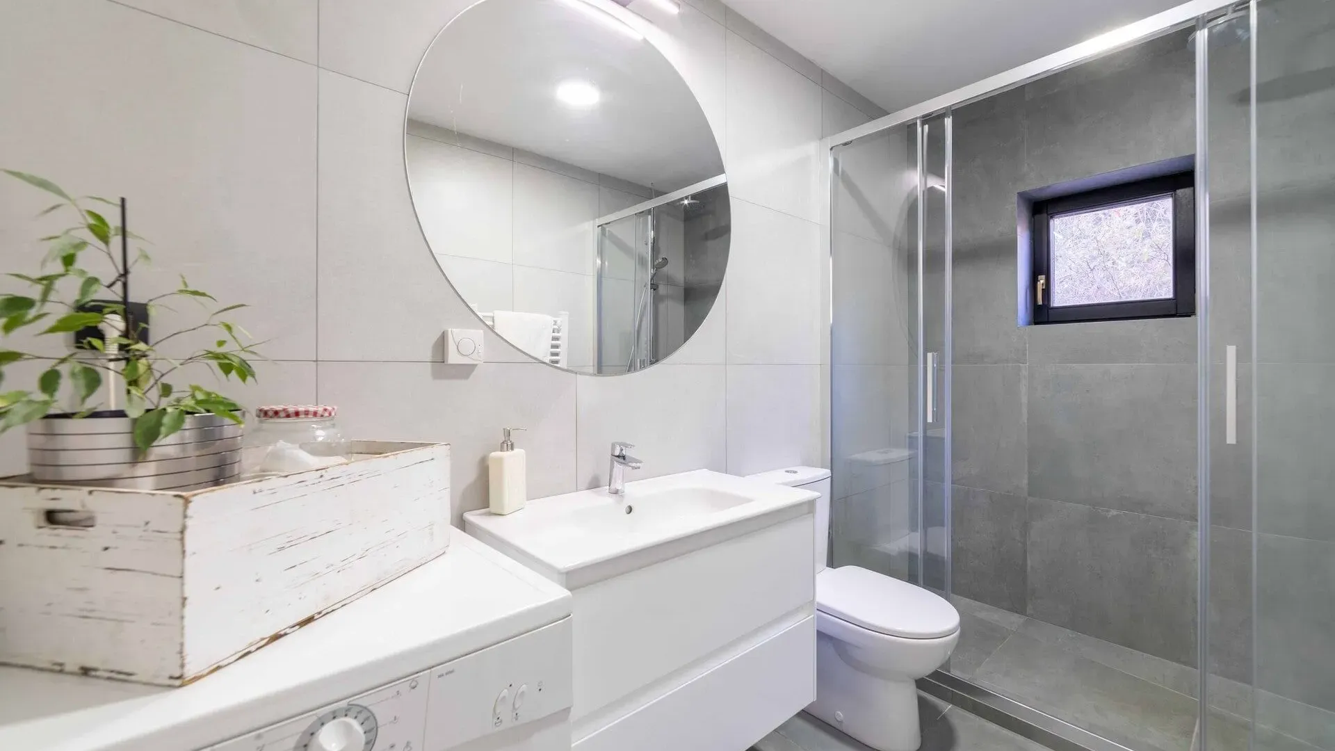 Prodaja, trosoban stan, 122m², Bratešići, Kotor