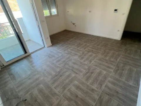 Izdavanje, stan, 43m², Šušanj, Bar - image 7